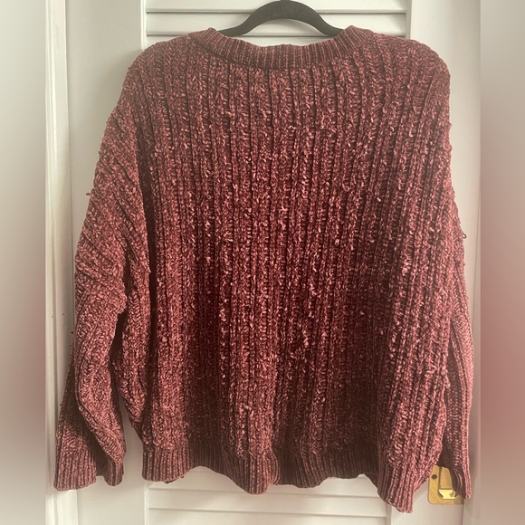 Wild Fable XL Cropped Chenille Maroon Sweater. V Neck, Perfect for Layering - Picture 2 of 6